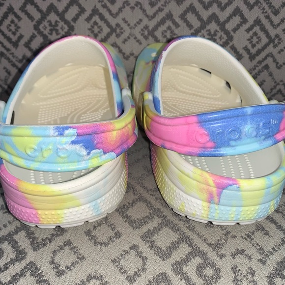 Crocs Tie Dye women’s shoes size 8 - Picture 5 of 11